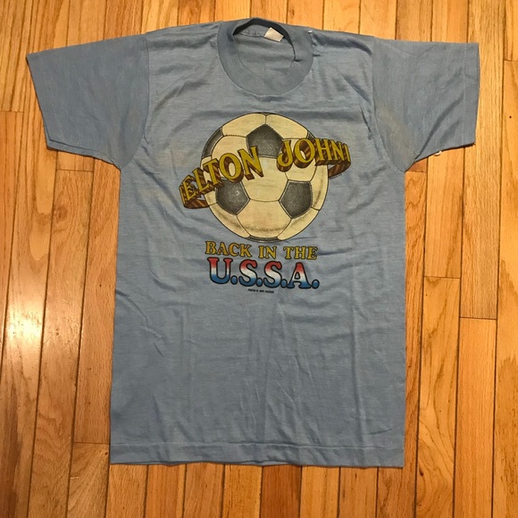 Vintage Elton John “Back in the USSA” T-shirt - Picture 2 of 8